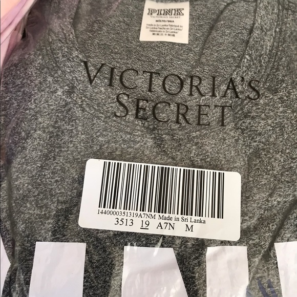 PINK VICTORIA’S SECRET CAMPUS LONG SLEEVE TEE SZ M GREY - Picture 4 of 5